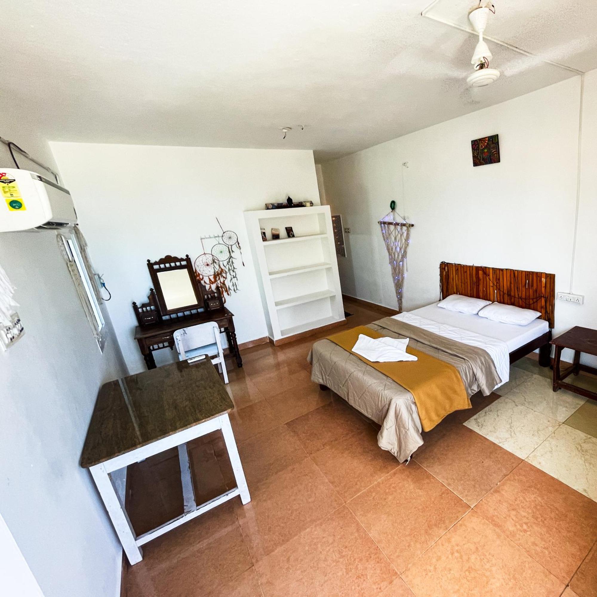 Flipflops Beach Shack Mahabalipuram Exterior photo